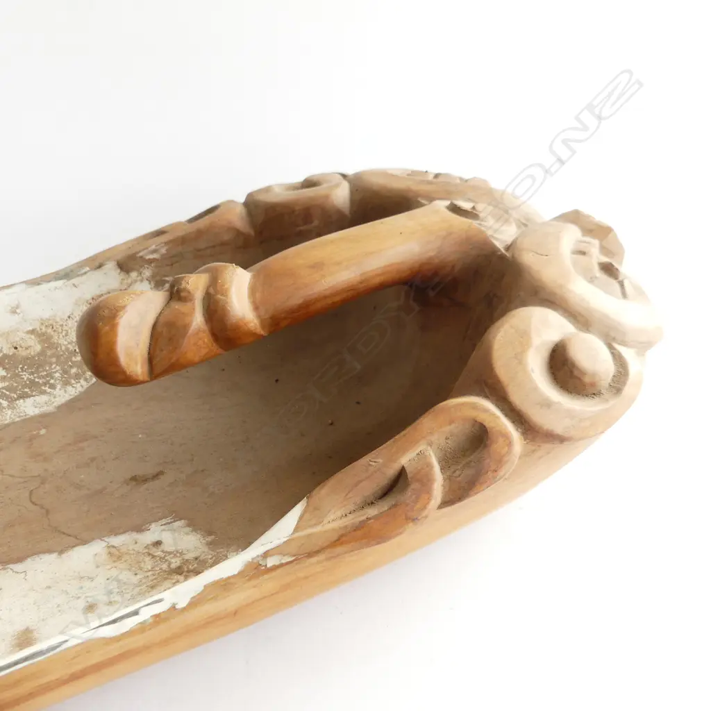 Bryan McCurrach carved wooden Māori canoe bailer (unfinished) Image 1++
